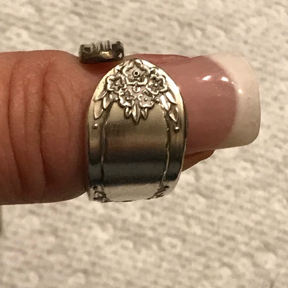 Spoon ring - Picture 1 of 5